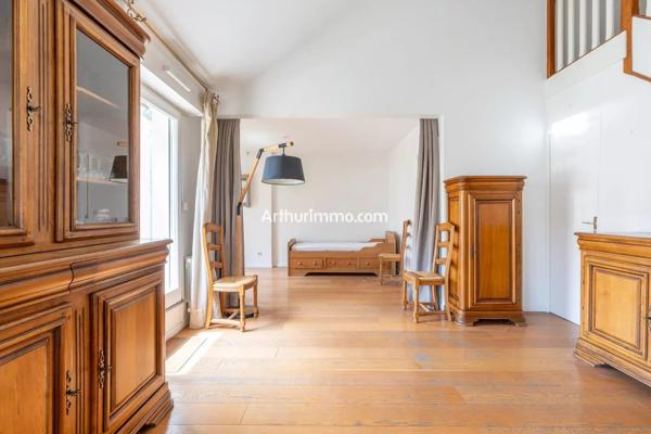 Vente                                                      Appartement
                        
                     4 pièces                      93 m2                     à Sucy-en-Brie