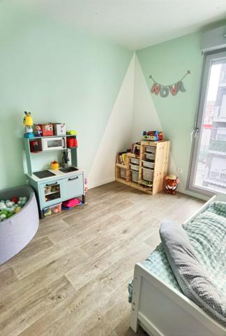 Magnifique appartement de 4 pièces de 80m2 + Terrasse de 30m2!!!