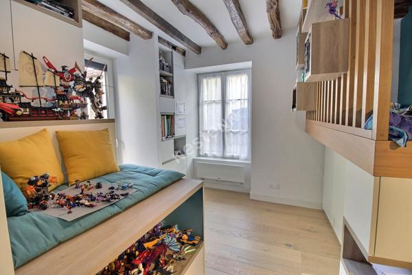 EPERNON CENTRE gare à pied, maison de ville 3 chambres