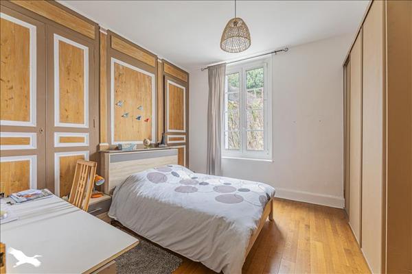 Appartement à vendre |  Saint-Cyr-sur-Loire |  5 pièces | 92 m²