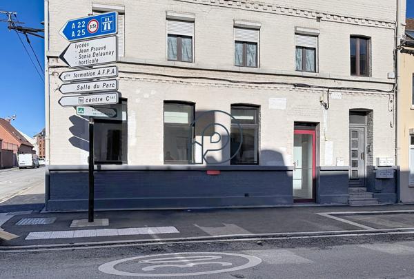 Local en rdc avenue de Dunkerque Lomme - 167 m2 libre + 83 m2 loué