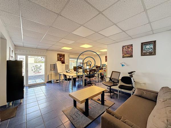 Local en rdc avenue de Dunkerque Lomme - 167 m2 libre + 83 m2 loué
