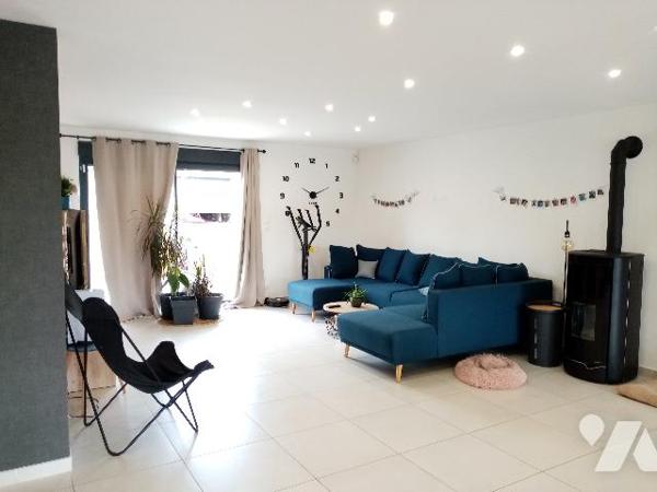 PAVILLON SANS TRAVAUX dans un bourg proche LA CHARITE