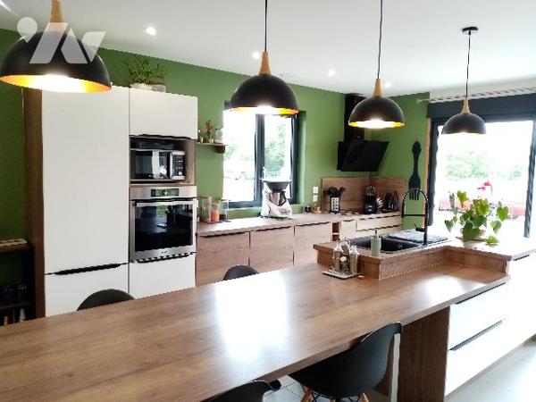 PAVILLON SANS TRAVAUX dans un bourg proche LA CHARITE