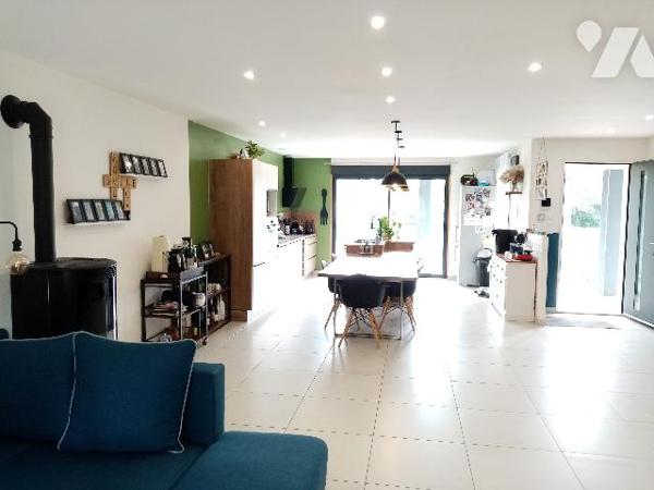 PAVILLON SANS TRAVAUX dans un bourg proche LA CHARITE