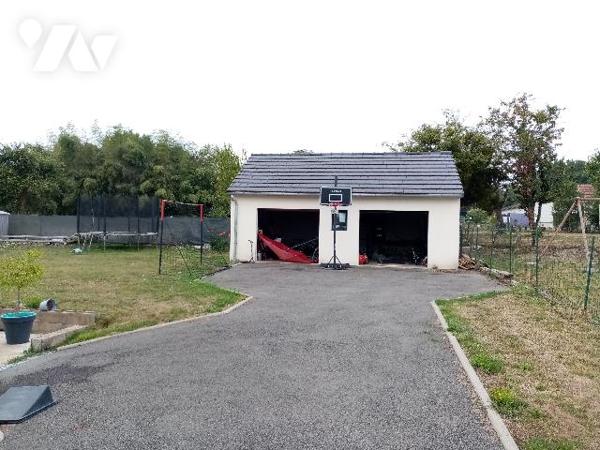 PAVILLON SANS TRAVAUX dans un bourg proche LA CHARITE