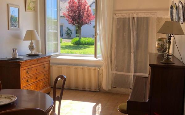 Maison à vendre    10 pièces • 304 m2 Luthenay-Uxeloup