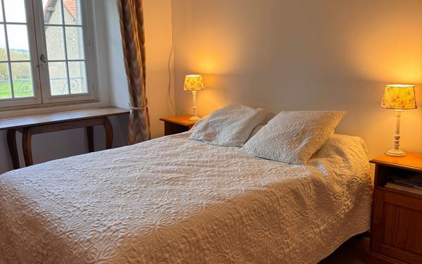 Maison à vendre    10 pièces • 304 m2 Luthenay-Uxeloup