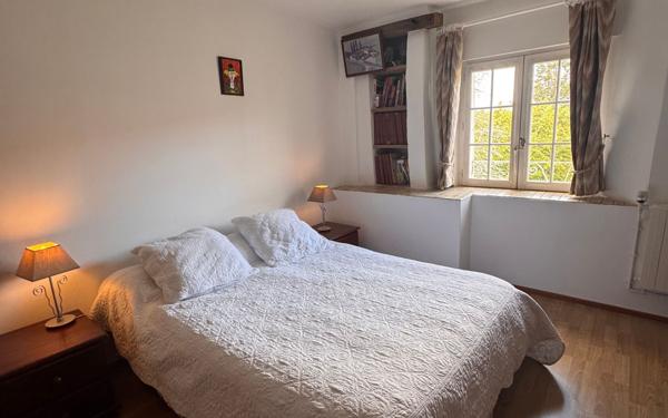 Maison à vendre    10 pièces • 304 m2 Luthenay-Uxeloup