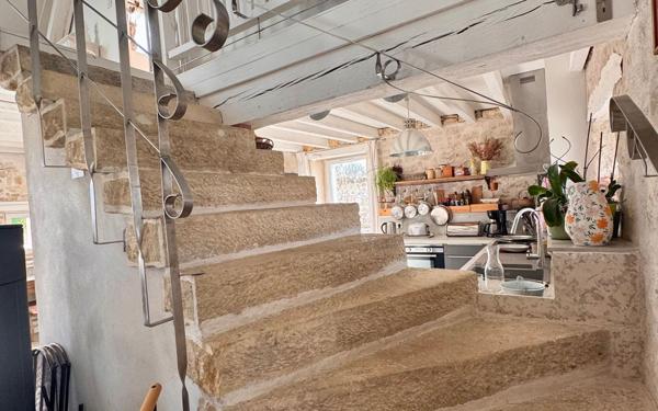 Maison à vendre    10 pièces • 304 m2 Luthenay-Uxeloup