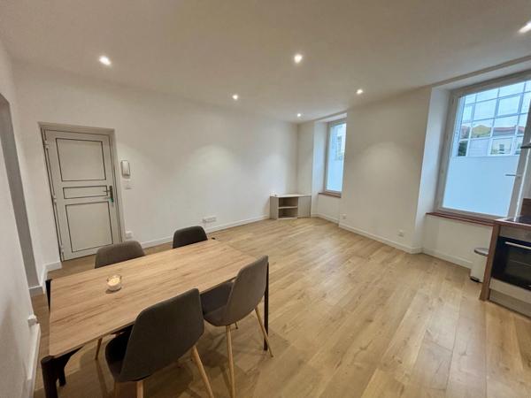 Appartement rénové A LOUER 3 pièces CLERMONT FERRAND - CARMES MICHELIN