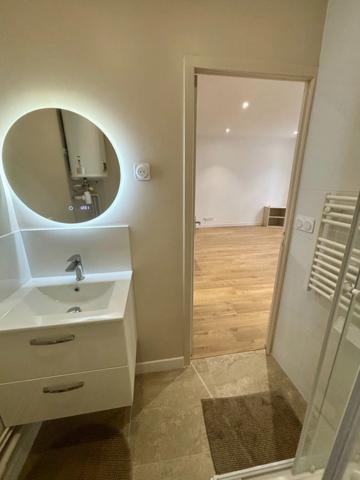 Appartement rénové A LOUER 3 pièces CLERMONT FERRAND - CARMES MICHELIN