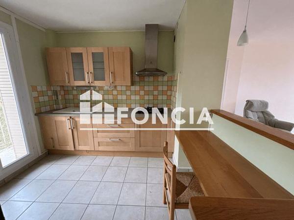 Location Appartement 4 pièces 69.11 m² - Bourg Saint Andeol 07700