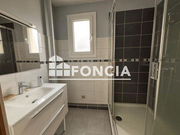 Location Appartement 4 pièces 69.11 m² - Bourg Saint Andeol 07700