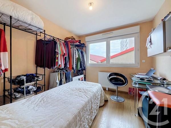 Appartement F4 à vendre  4 pièces - 76,31 m 2   MONTBELIARD  - 25