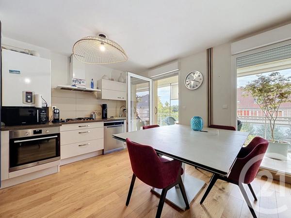 Appartement F4 à vendre  4 pièces - 76,31 m 2   MONTBELIARD  - 25