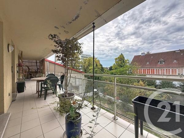 Appartement F4 à vendre  4 pièces - 76,31 m 2   MONTBELIARD  - 25