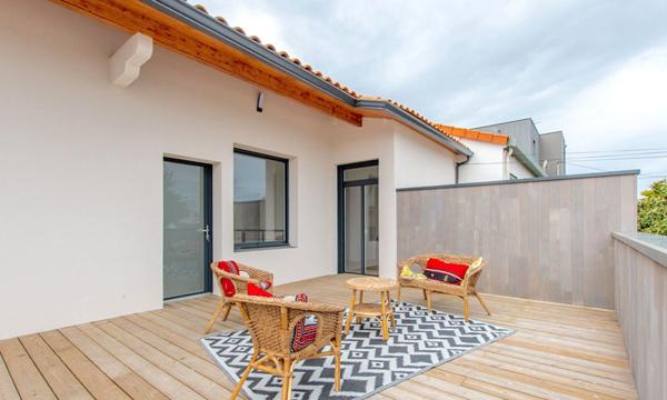 Dpt Vendée (85), à vendre SAINT HILAIRE DE RIEZ maison P6 + grand garage + courette