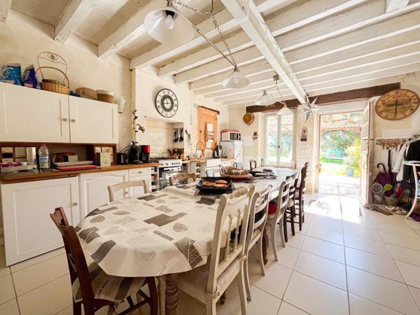 Maison Nouans Les Fontaines 8 pièce(s) 194 m2