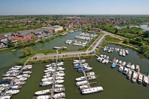 Axe MACON, CHALON -   HOTEL RESTAURANT