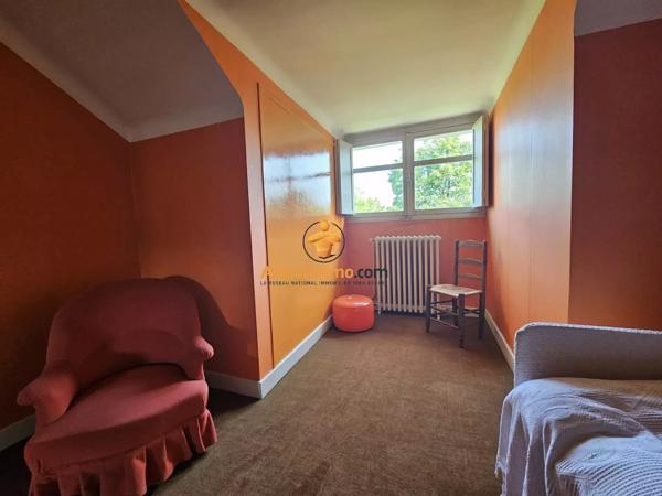 Vente                                                      Maison
                        
                     8 pièces                      338 m2                     à Tarbes