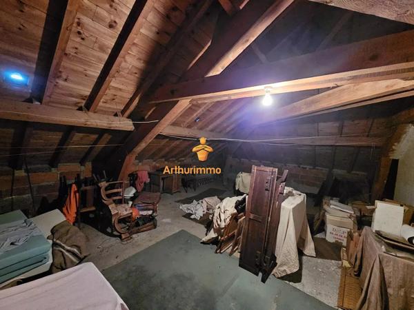 Vente                                                      Maison
                        
                     8 pièces                      338 m2                     à Tarbes