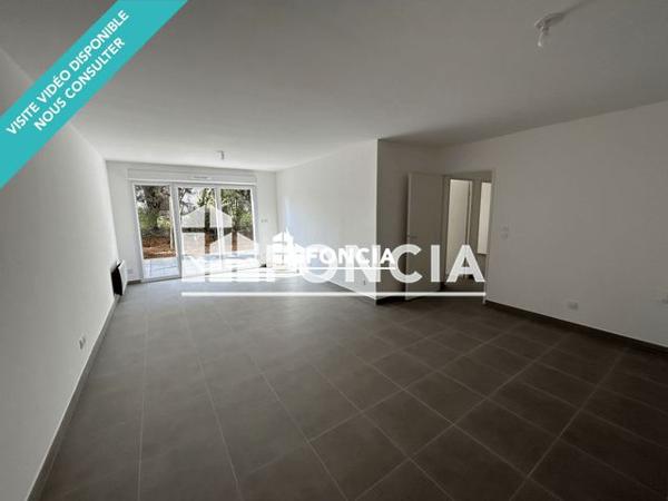 Location Appartement 3 pièces 64.26 m² - 150 CHEMIN DE ST MITRE A FOUR DE BUZE Marseille 13013