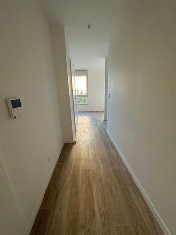 Location appartement près de MEAUX - 1 pièce(s) - 27 m² - 580 €/mois