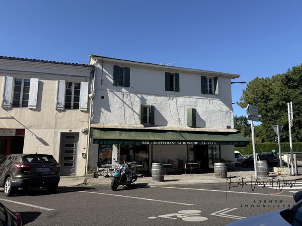 Restaurant réputé avec Licence IV – Emplacement n°1 au cœur de Bazas-PROPRIÉTAIRE OUVERT À LA NÉGOCIATION