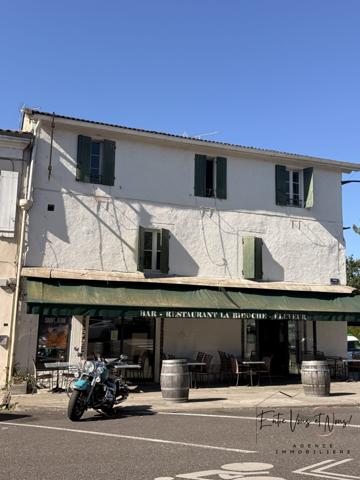 Restaurant réputé avec Licence IV – Emplacement n°1 au cœur de Bazas-PROPRIÉTAIRE OUVERT À LA NÉGOCIATION