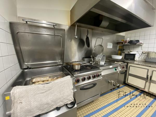 Restaurant réputé avec Licence IV – Emplacement n°1 au cœur de Bazas-PROPRIÉTAIRE OUVERT À LA NÉGOCIATION
