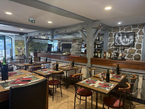 Restaurant réputé avec Licence IV – Emplacement n°1 au cœur de Bazas-PROPRIÉTAIRE OUVERT À LA NÉGOCIATION
