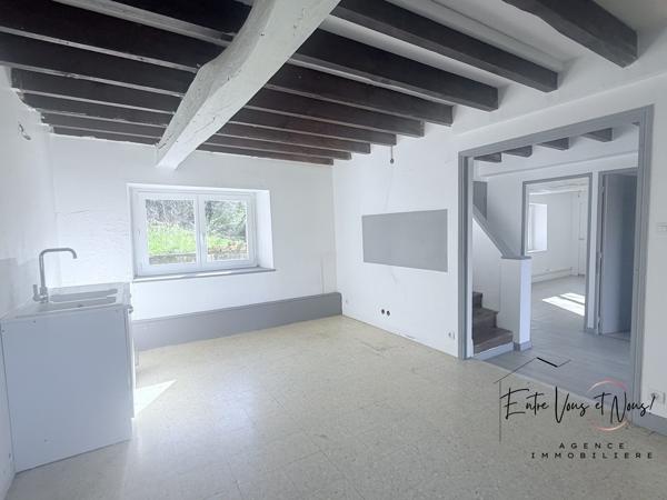 Maison de  142 m² – 6 chambres – Parc de 8000 m² avec atelier et potentiel maraîchage