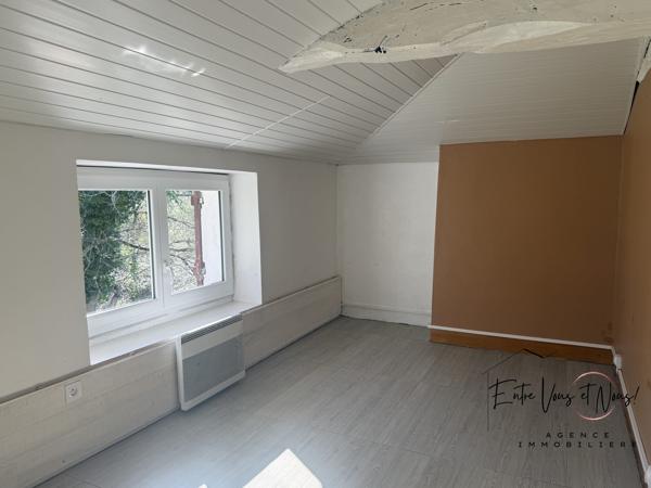 Maison de  142 m² – 6 chambres – Parc de 8000 m² avec atelier et potentiel maraîchage