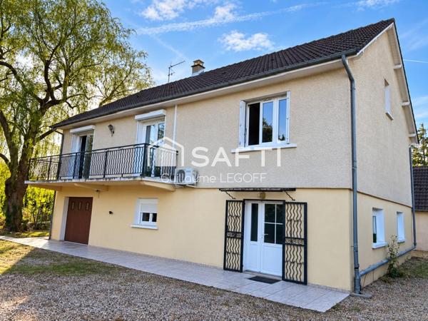 Maison familiale avec piscine et terrain