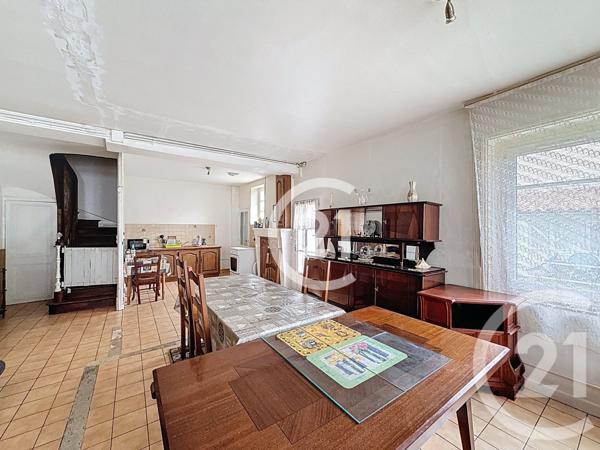 Maison à vendre  4 pièces - 149 m2 JARNAC - 16