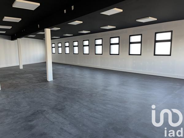 Bâtiment de 141 m² à Tresses (33370)