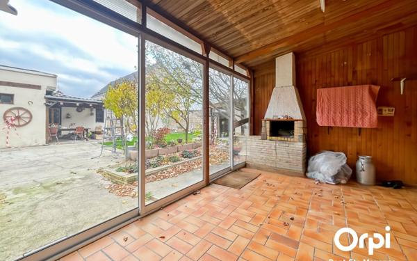 Maison à vendre    6 pièces •  Les Ageux