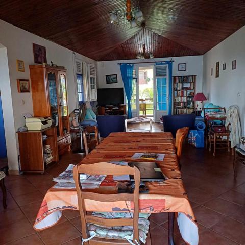 Grande Villa fort potentiel