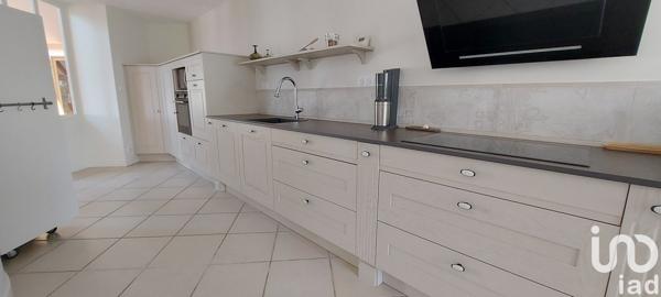 Maison à vendre 6 pièces 210 m² Le Perrier