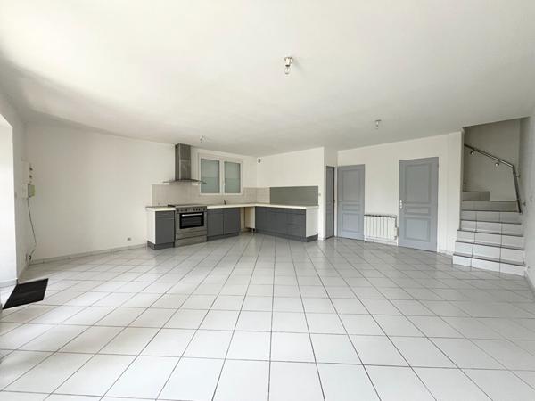 Charmante Maison en Pierre proche La Rochelle,  
La rochelle 17000