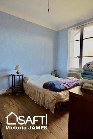 Maison années 30 à réinventer, fort potentiel.