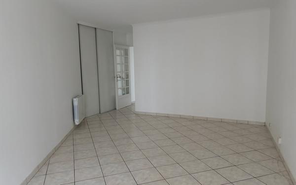 Appartement à louer    2 pièces • 48,66 m2 Chaville
