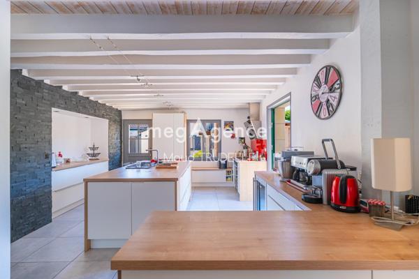 Maison à Le Mans, 72000 - 11 pièces 458m²