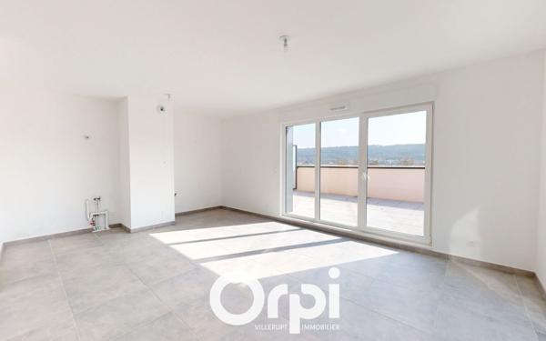 Appartement à louer    4 pièces • 108,98 m2 Mont-Saint-Martin