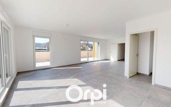 Appartement à louer    4 pièces • 108,98 m2 Mont-Saint-Martin