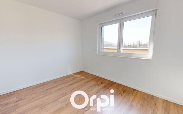 Appartement à louer    4 pièces • 108,98 m2 Mont-Saint-Martin