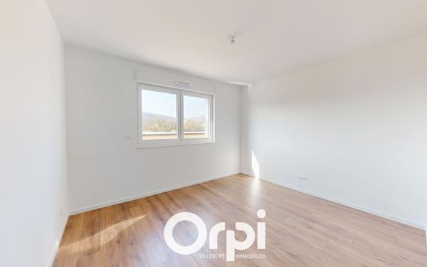 Appartement à louer    4 pièces • 108,98 m2 Mont-Saint-Martin