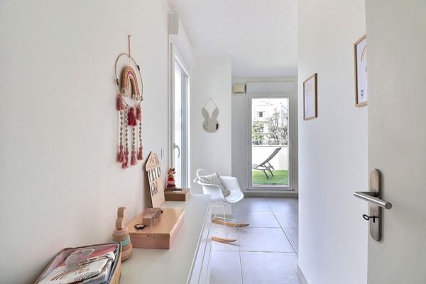 Rare à la vente : Magnifique T4 en rooftop avec 55 m2 d'extérieur secteur Michelet proche St Anne