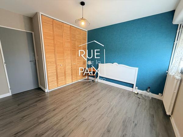 86100 CHATELLERAULT Appartement T3 lumineux et rénové - 73 m² avec Balcon, Parking & Cave